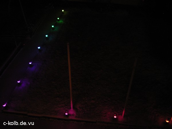 RGB-Leuchten im Schnee